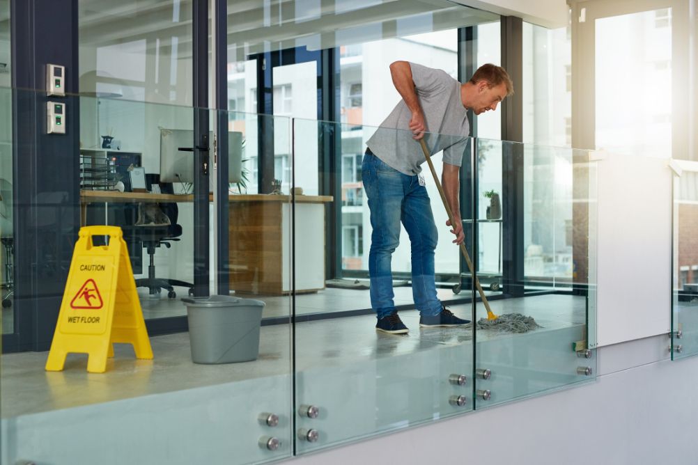 HOW OFTEN SHOULD AN OFFICE BE CLEANED?