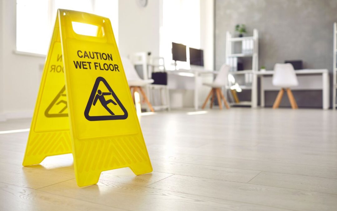 RISKS OF DIY COMMERCIAL CLEANING
